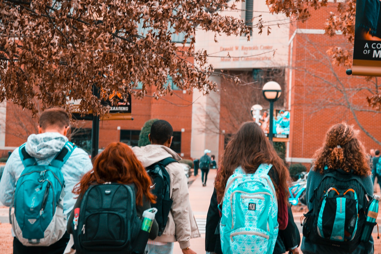 Colleges see 16% increase in study of sign language (U.S.)