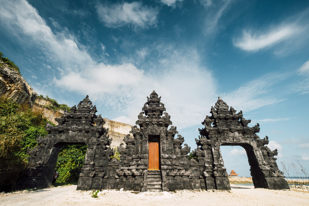 Explora Indonesia Más Allá de las Playas