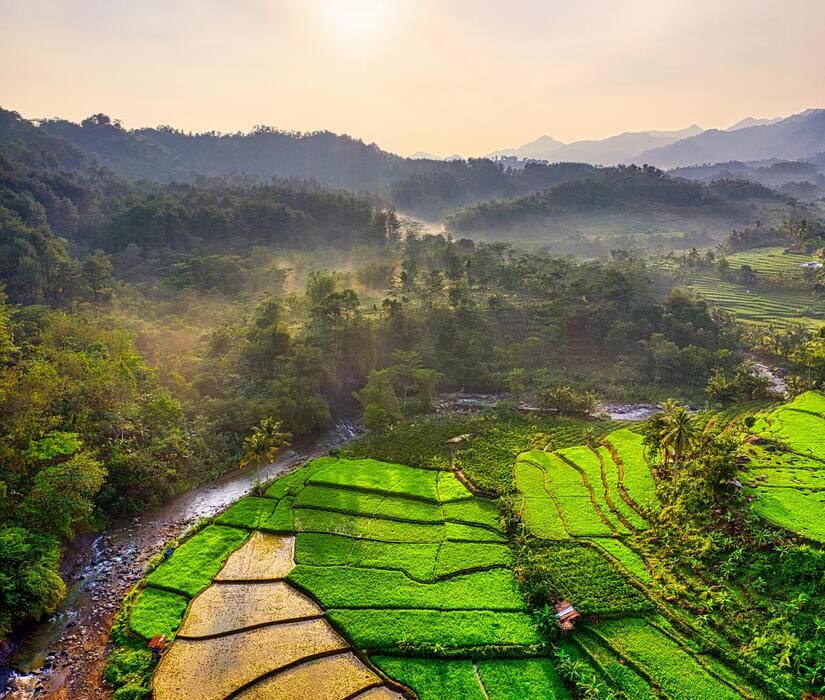Scopri la tua Avventura in Indonesia