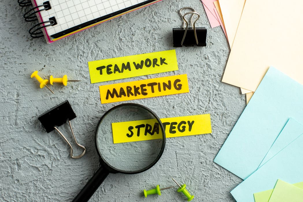 How Industry Leaders Use the Marketing Mix to Win Markets