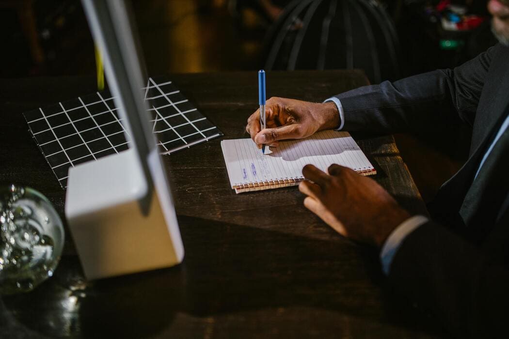 Online Learning Platforms for Multilingual Students