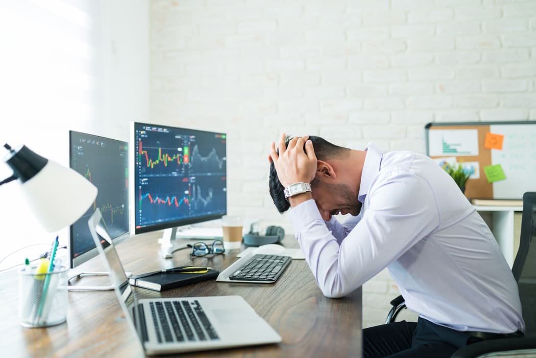 The Economic Trend Errors Caused by Bad Proofreading